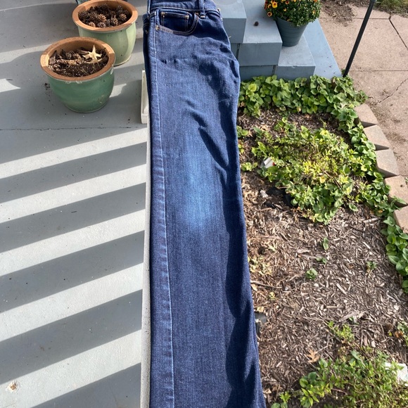 Abercrombie Kids size 14. Excellent preowned condition. - Picture 4 of 5